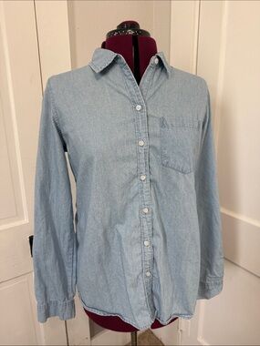 croft & barrow Light Blue Denim Button-Up Shirt